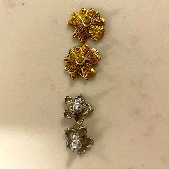 Elegant Floral Gold and Silver Earrings Set - Picture 4 of 4